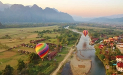 Hot air ballon in Vang Vieng