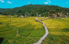 Buddha bamboo bridge in Pai