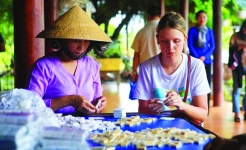 Making coconut candys