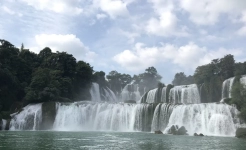 Vietnam waterfall - Ban Gioc