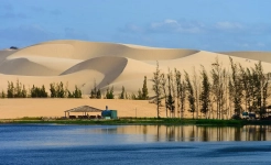 White Sand dune in Mui Ne