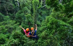 Zipline in Huay Xai